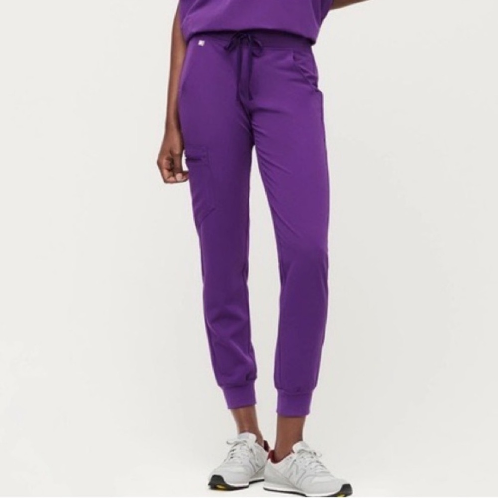NEW Figs Digital Grape Zamora jogger Scrubs Pants XXS
